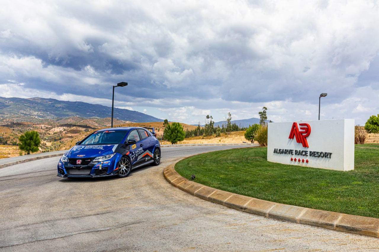 Algarve Race Resort - Hotel Montes de Cima Exterior photo