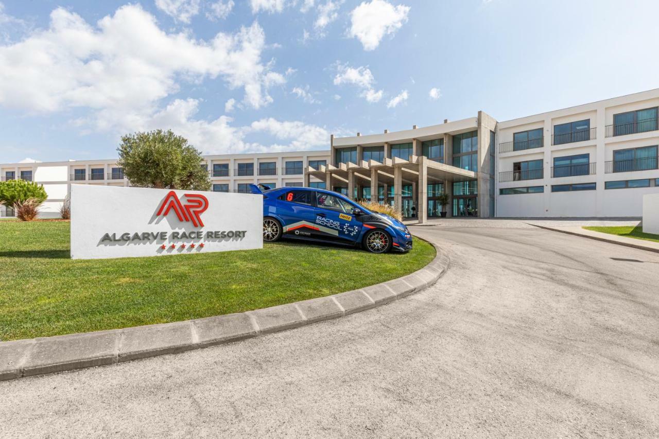 Algarve Race Resort - Hotel Montes de Cima Exterior photo